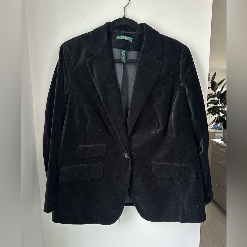 Lauren Ralph Lauren Black Velvet Blazer size 14W